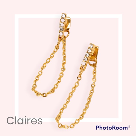 Brand new Claire’s 18kt Gold Plated Faux Crystal Bar Chain Stud Earrings - Picture 1 of 5